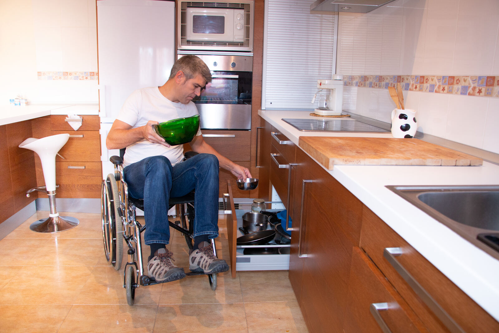 A bright, accessible kitchen with clear sightlines